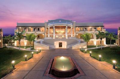 دریمز تولوم ریزرت اند اسپا