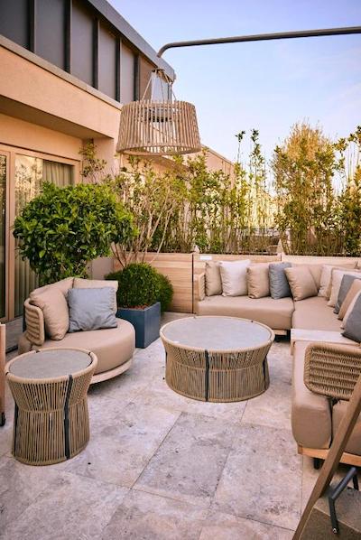 استی بولوارد نیشانتاشی هتل