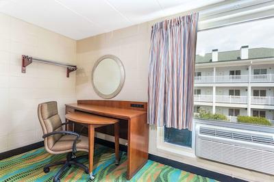 هوارد جهنسُن بای ویندهام ویرجینیا بیچ ات د بیچ