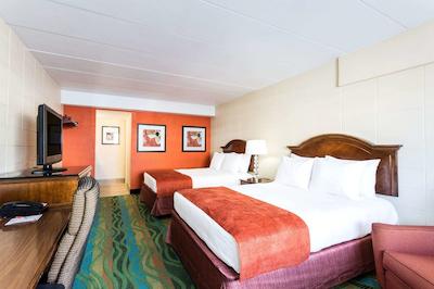 هوارد جهنسُن بای ویندهام ویرجینیا بیچ ات د بیچ