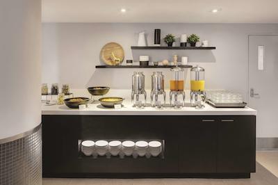 تراولج هتل اسیدنی