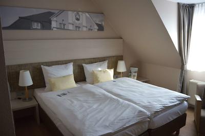 بست وسترن پلاس دئودر استرم هتل