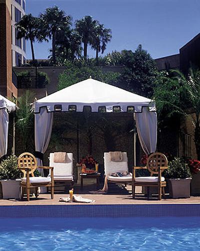 فور اسیسُنز هتل اسیدنی