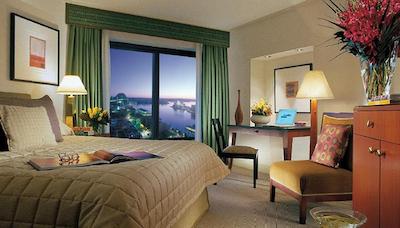 فور اسیسُنز هتل اسیدنی