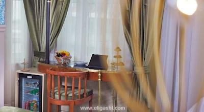 تکسیم استار هتل