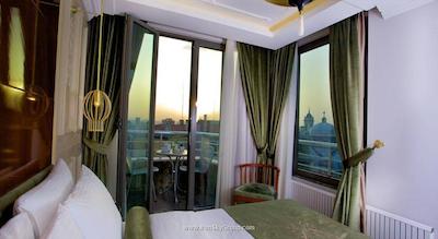 تکسیم استار هتل