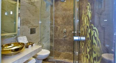 تکسیم استار هتل