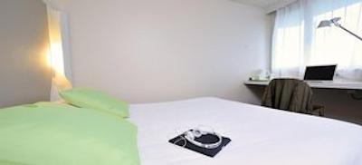 هتل رستاورانت کمپانیل پنت-ا-موسن