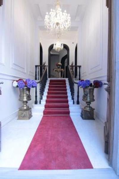 آکا لاش تکسیم هتل