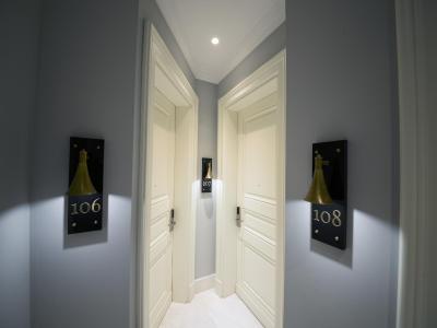 آکا لاش تکسیم هتل