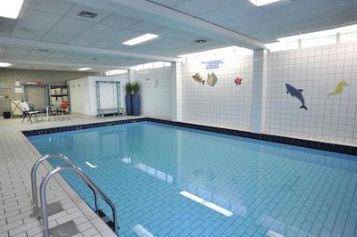 گولدن تولیپ استراندهتل وستدوین