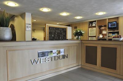 گولدن تولیپ استراندهتل وستدوین