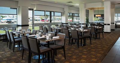 هیلتون سویتز وینیپگ آیرپرت