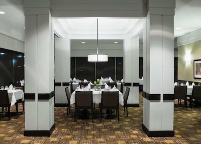 هیلتون سویتز وینیپگ آیرپرت