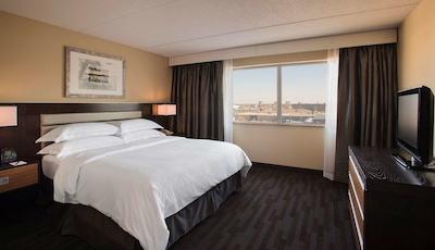 هیلتون سویتز وینیپگ آیرپرت