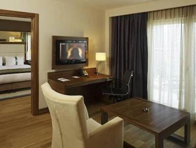 هالیدی این شیشلی