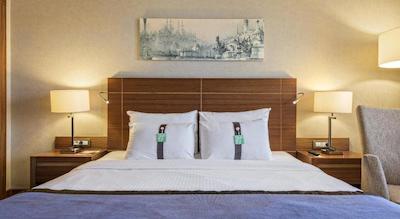 هالیدی این شیشلی