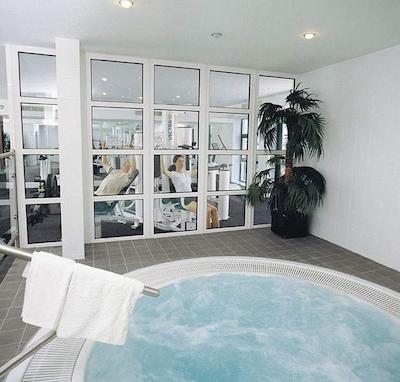 کرک آیرپرت هتل