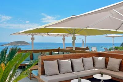 اینسید کالوی بیچ