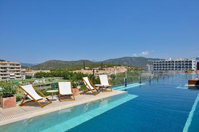 اینسید کالوی بیچ