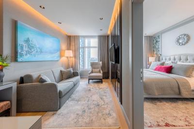 سیویکی تکسیم هتل استانبول