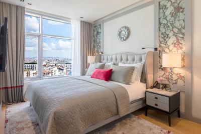 سیویکی تکسیم هتل استانبول