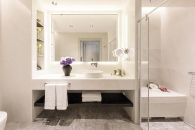 سیویکی تکسیم هتل استانبول