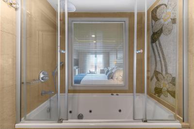 سیویکی تکسیم هتل استانبول