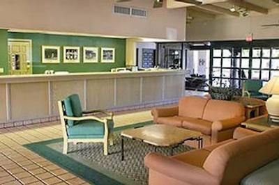 رامادا مسا فنیکس ایست اریا