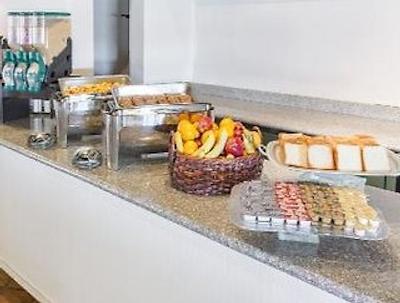 رامادا مسا فنیکس ایست اریا