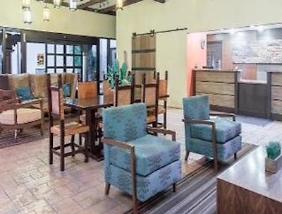 رامادا مسا فنیکس ایست اریا