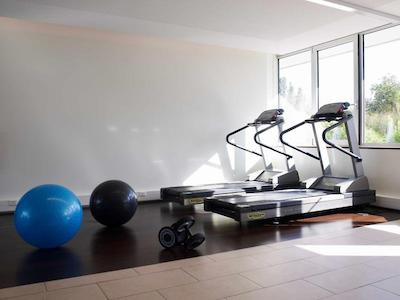 اینترکنتیننتال جنو