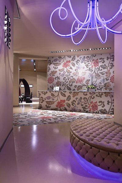 وناهتلز ویتریا فیرنز