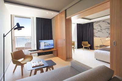 دوبرونیک پالاس