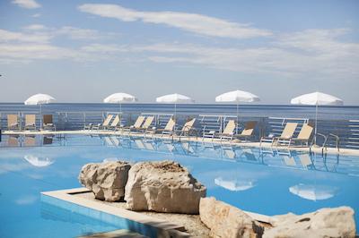 دوبرونیک پالاس