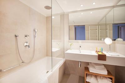 دوبرونیک پالاس