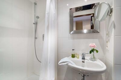 بست وسترن هتل گولدنز راد