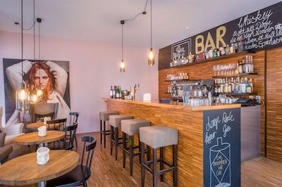 بست وسترن هتل گولدنز راد