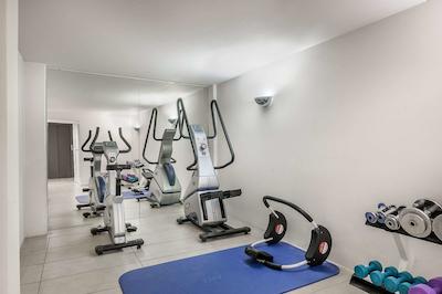 بست وسترن هتل گولدنز راد