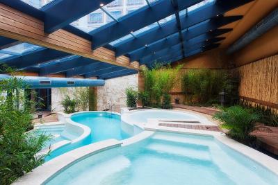 رادیسون بلو هتل اند اسپا استانبول توزلا