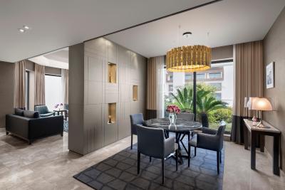 رادیسون بلو هتل اند اسپا استانبول توزلا