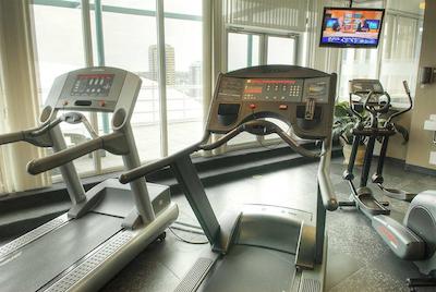 هامپتون این اند سویتز بای هیلتون وانکوور دونتون