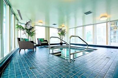 هامپتون این اند سویتز بای هیلتون وانکوور دونتون