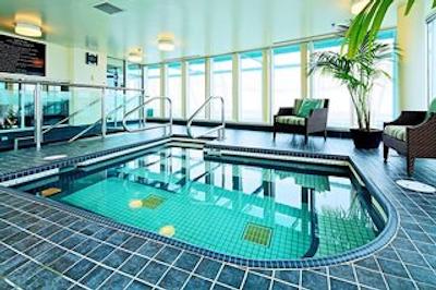 هامپتون این اند سویتز بای هیلتون وانکوور دونتون