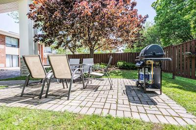 کمفرت این اُون اسوند