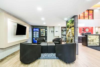 کمفرت این اُون اسوند