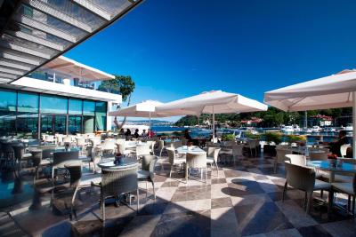 گرند تارابایا هتل