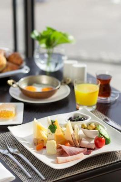 گرند تارابایا هتل