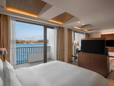 گرند تارابایا هتل