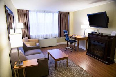 کوالیتی این اند کنفرنس سنتر دونتون